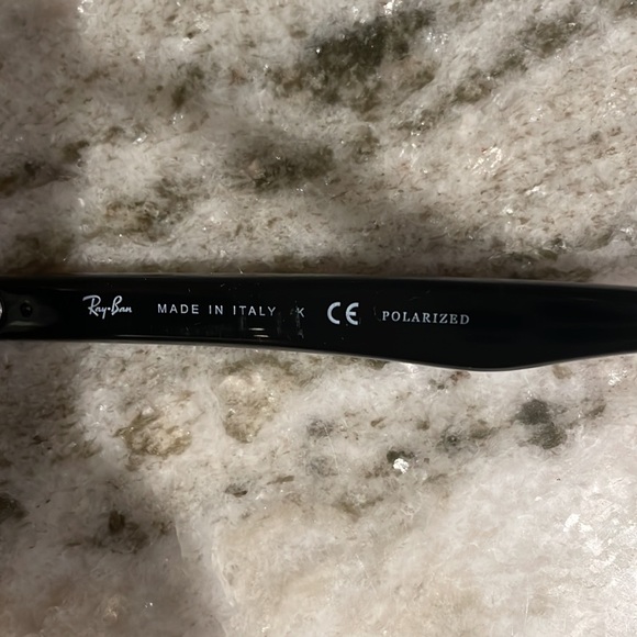 RayBan RB4147 sunglasses - Black - Picture 5 of 5